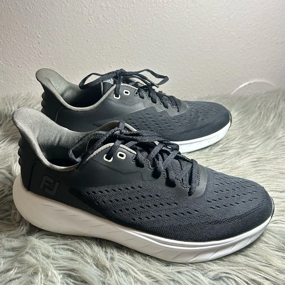 FootJoy Fj Flex Xp Golf Shoe Black and White Sneakers Size 9.5